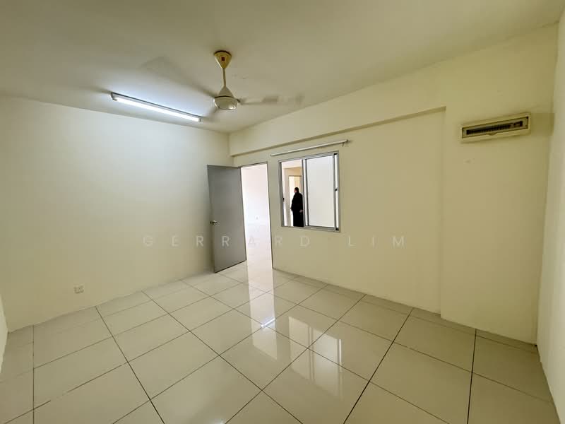 Condominium for Sale at Platinum Lake PV 20 - Gerrard Lim - Interior - PropertyGuru.com.my