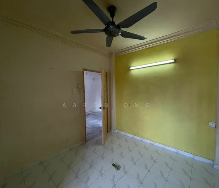 Apartment for Sale at Teratai Mewah Apartment Block 15,17,19,21 - Aaron Ong - Interior - PropertyGuru.com.my