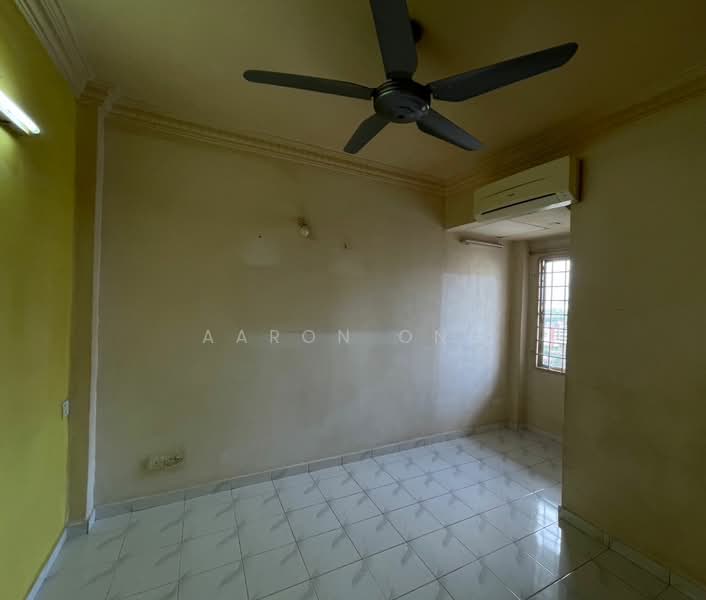 Apartment for Sale at Teratai Mewah Apartment Block 15,17,19,21 - Aaron Ong - Interior - PropertyGuru.com.my