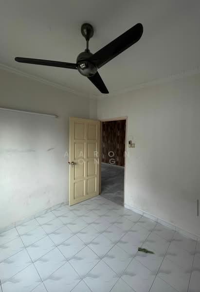 Apartment for Sale at Teratai Mewah Apartment Block 15,17,19,21 - Aaron Ong - Interior - PropertyGuru.com.my