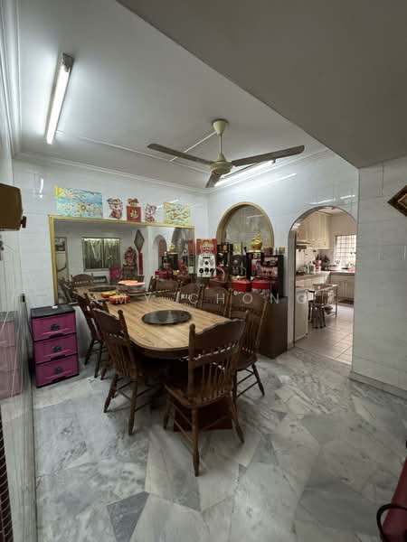 2-storey Terraced House for Sale in Pandan Perdana (Cheras) - Amy Chong - Dining Room - PropertyGuru.com.my