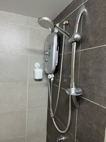 Servis Apartment untuk Disewa di Pinnacle Petaling Jaya - Cecilia Cheoh - Bathroom - PropertyGuru.com.my