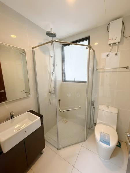 Condominium for Rent at Kings Bay @ Country Garden Danga Bay - Bess Wong - Bathroom - PropertyGuru.com.my