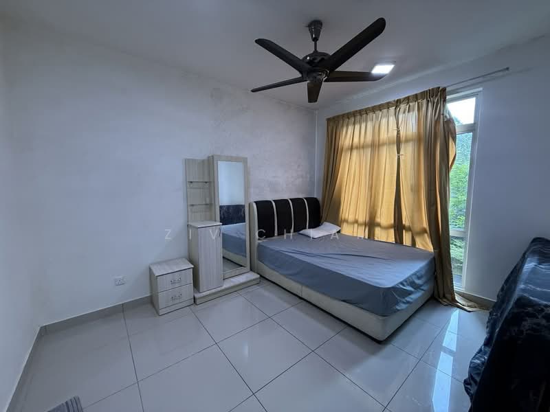 Service Residence for Sale at D'Ambience Residences (Pangsapuri Ikatan Flora) - Ziv Chiam - Bedroom - PropertyGuru.com.my