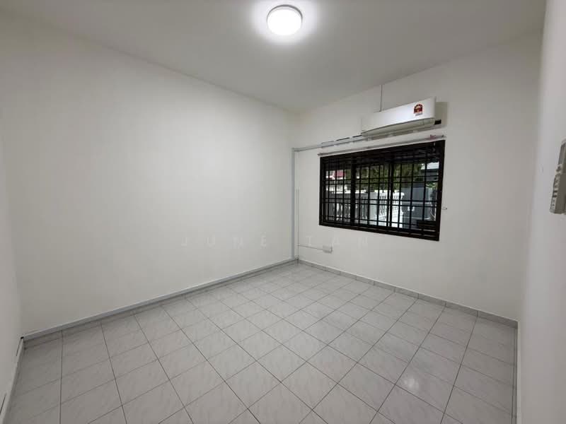 1-storey Terraced House for Rent in Taman Johor Jaya (Johor Bahru) - June Tan - PropertyGuru.com.my