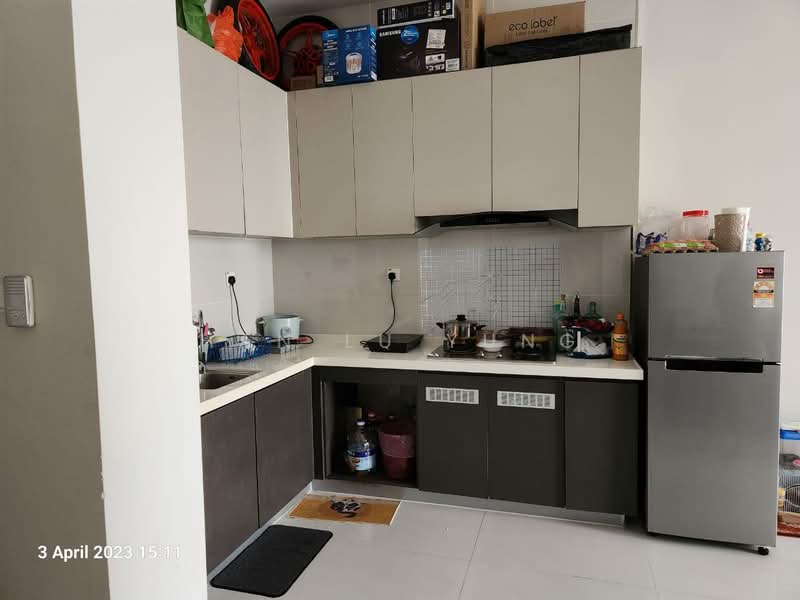 Condominium for Rent at Bay Point @ Country Garden Danga Bay - Han Lu Yung - Kitchen - PropertyGuru.com.my