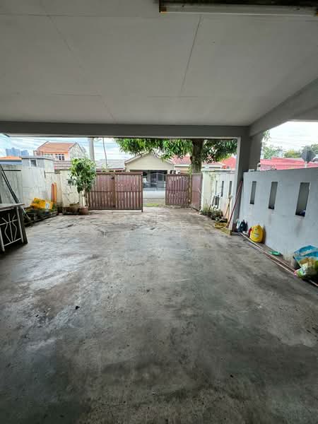 1-storey Terraced House for Rent in Petaling Jaya (Selangor) - Loh KC - Exterior - PropertyGuru.com.my
