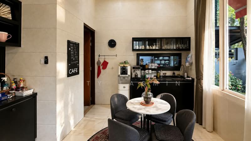 Rumah Banglo untuk Dijual di Usj 3 (Subang Jaya) - Zaty Jasmin - Kitchen - PropertyGuru.com.my