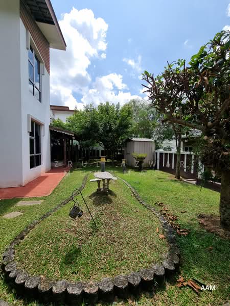 Rumah Banglo untuk Dijual di Bandar Baru Enstek (Bandar Enstek) - Azrul Azwar Muhamad - Garden - PropertyGuru.com.my