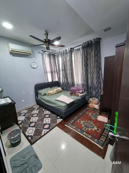 Rumah Banglo untuk Dijual di Bandar Baru Enstek (Bandar Enstek) - Azrul Azwar Muhamad - Bedroom - PropertyGuru.com.my