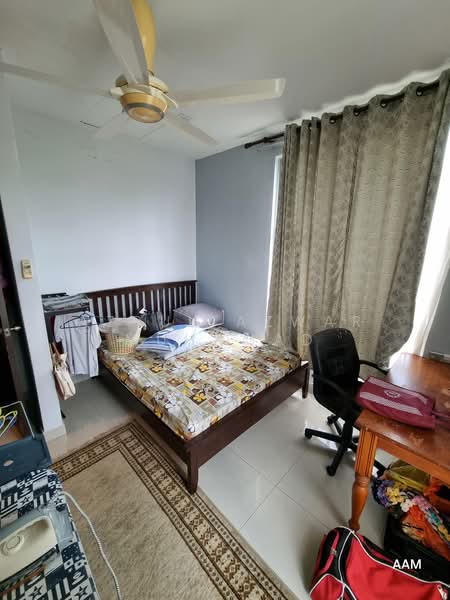 Rumah Banglo untuk Dijual di Bandar Baru Enstek (Bandar Enstek) - Azrul Azwar Muhamad - Bedroom - PropertyGuru.com.my