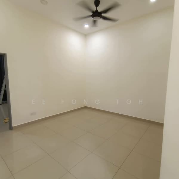2-storey Terraced House for Sale in Taman Mount Austin (Tebrau) - Ee Fong Toh - PropertyGuru.com.my