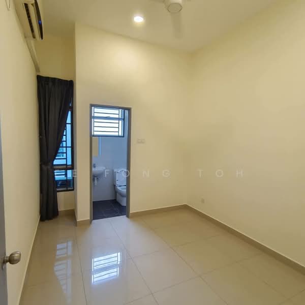 2-storey Terraced House for Sale in Taman Mount Austin (Tebrau) - Ee Fong Toh - PropertyGuru.com.my