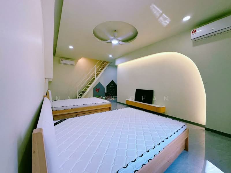 Rumah Berkembar untuk Dijual di Taman Abad (Johor Bahru) - Nathan Chan - PropertyGuru.com.my