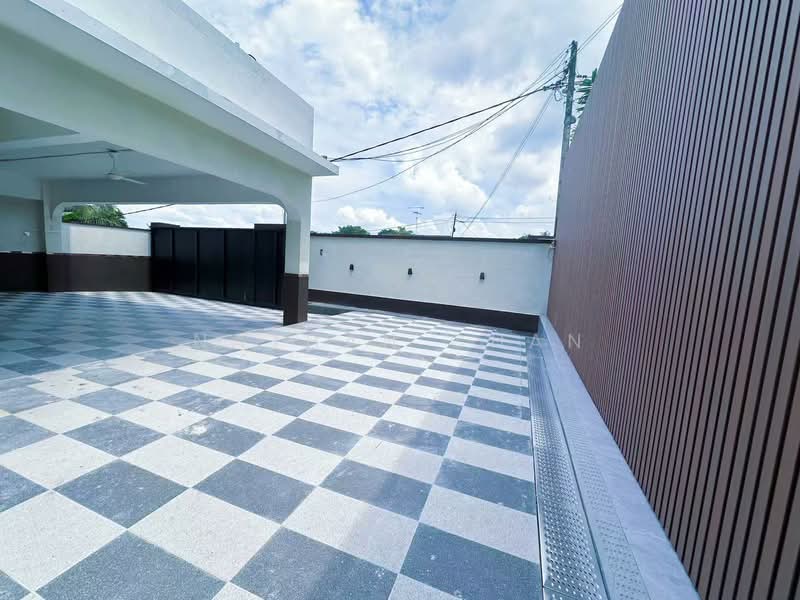 Rumah Berkembar untuk Dijual di Taman Abad (Johor Bahru) - Nathan Chan - PropertyGuru.com.my