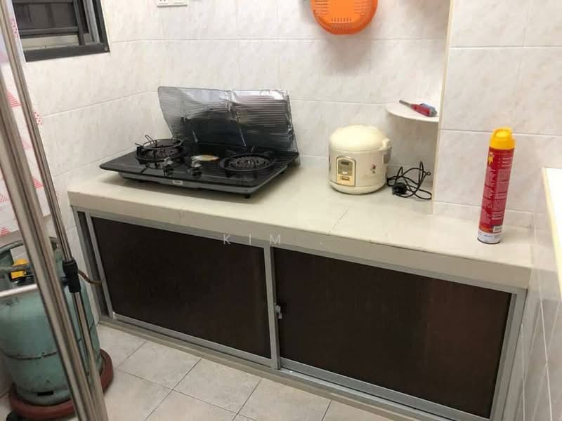 Pangsapuri untuk Disewa di Bayu Puteri 2 - Kim . - Kitchen - PropertyGuru.com.my