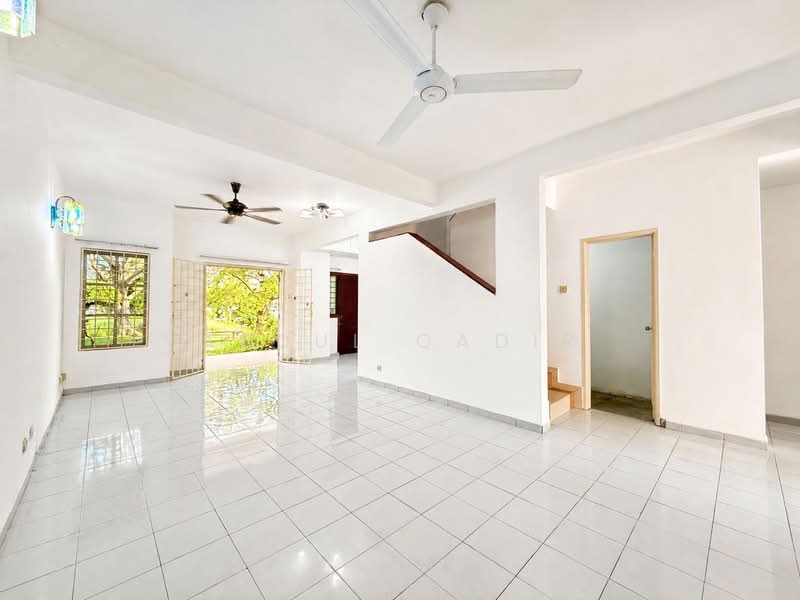 Rumah Teres 2 Tingkat untuk Dijual di Putrajaya (Putrajaya) - Abdul Qadir - Living Room - PropertyGuru.com.my