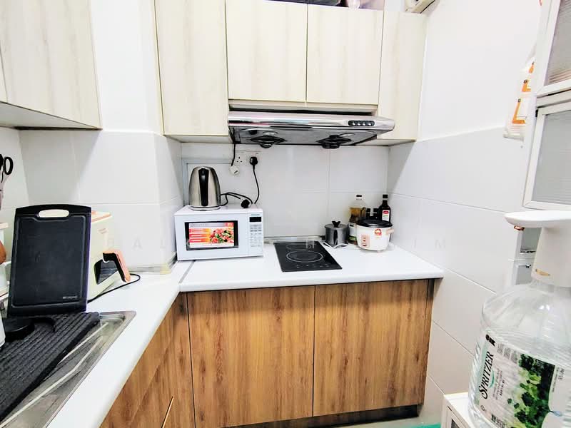 Service Residence for Sale at Studio Fourteen - Balkhis Hashim - Kitchen - PropertyGuru.com.my