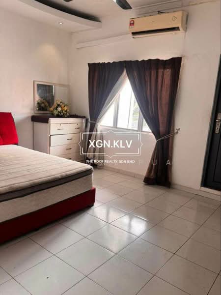 2-storey Terraced House for Sale in Taman Pendamar Indah (Klang) - Joanne Pua - Bedroom - PropertyGuru.com.my
