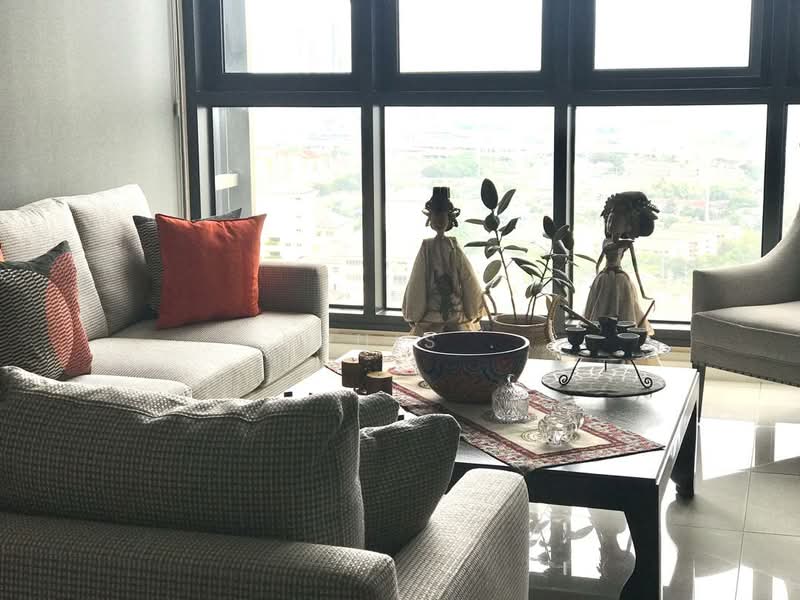 Kondominium untuk Dijual di Icon Residence - Louis . - Living Room - PropertyGuru.com.my