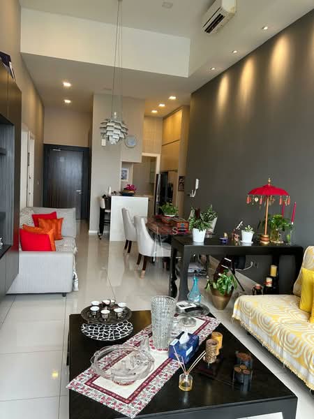 Kondominium untuk Dijual di Icon Residence - Louis . - Living Room - PropertyGuru.com.my