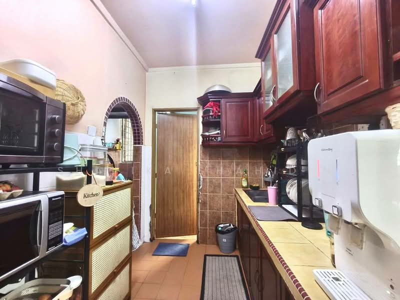 Apartment for Sale at Desa Temenggung Apartment - Shafika Shahidin - Kitchen - PropertyGuru.com.my