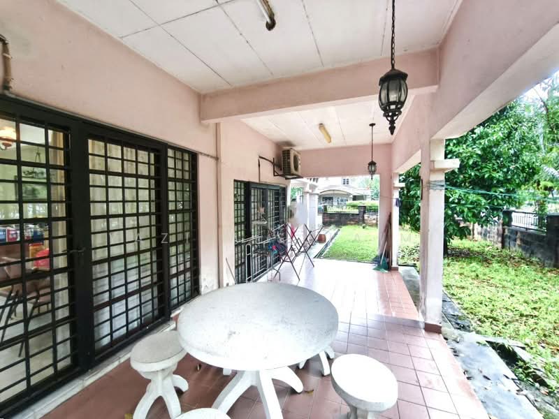 2-storey Terraced House for Sale in Shah Alam (Selangor) - Yazila Sulaimi - Exterior - PropertyGuru.com.my