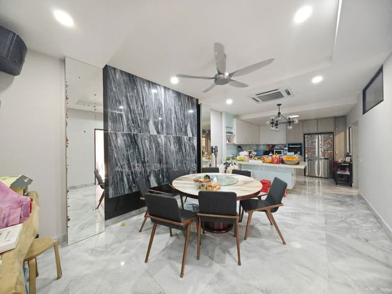 Rumah Berkembar untuk Dijual di Taman Pinji Indah (Ipoh) - Marcus Seng - Dining Room - PropertyGuru.com.my