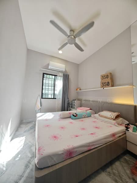 Rumah Berkembar untuk Dijual di Taman Pinji Indah (Ipoh) - Marcus Seng - Bedroom - PropertyGuru.com.my