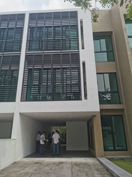 3-storey Terraced House for Sale in Leisure Farm (Gelang Patah) - Tom Chiew - Exterior - PropertyGuru.com.my