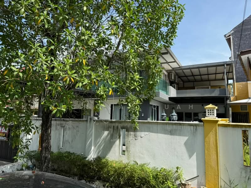 Cluster House for Sale in Taman Putra Perdana (Puchong) - Nicholas Quah - Exterior - PropertyGuru.com.my