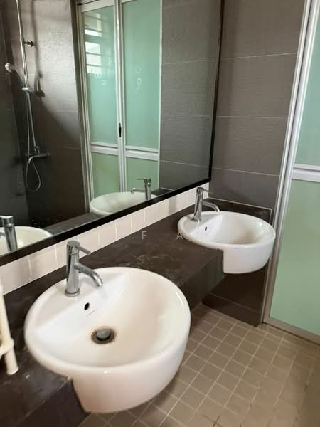 Rumah Berkembar untuk Dijual di Taman Perling (Perling) - Jeff Ang - Bathroom - PropertyGuru.com.my