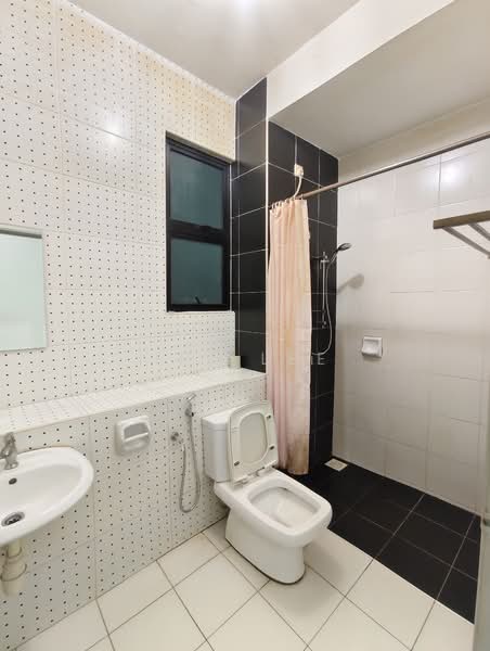 Service Residence for Sale at The Sky Executive Suites - Jet Lee - Bathroom - PropertyGuru.com.my