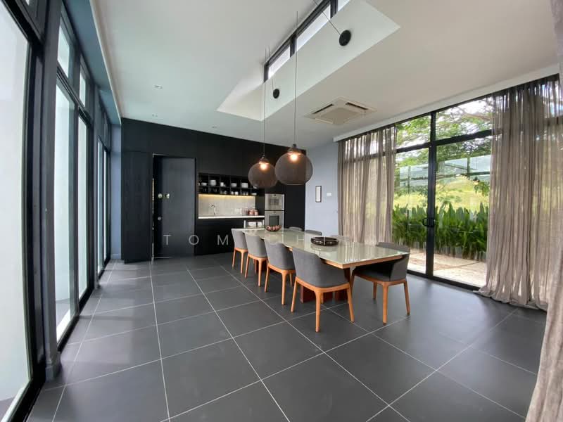 Bungalow for Sale in Leisure Farm (Gelang Patah) - Tom Chiew - Dining Room - PropertyGuru.com.my