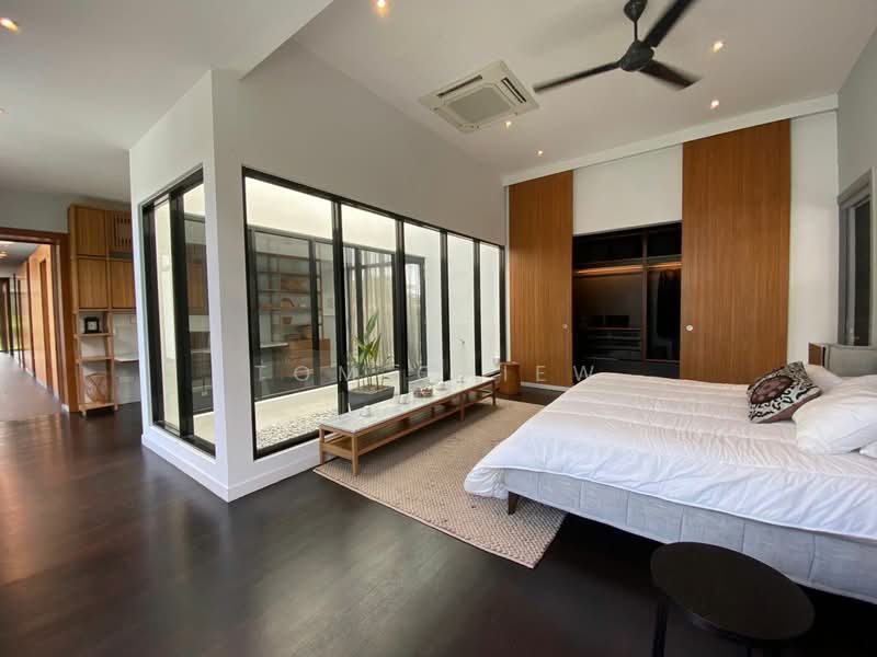 Bungalow for Sale in Leisure Farm (Gelang Patah) - Tom Chiew - Bedroom - PropertyGuru.com.my