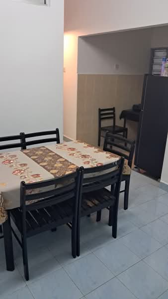 Untuk Disewa - Rumah Pangsa Nilam Sari