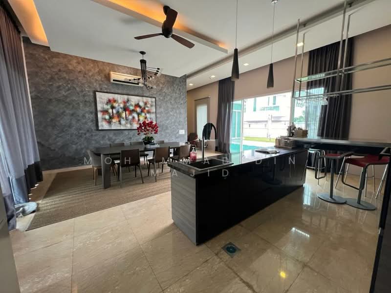 Rumah Banglo untuk Dijual di Seksyen 7 (Shah Alam) - Mohammad Din Majid - Kitchen - PropertyGuru.com.my