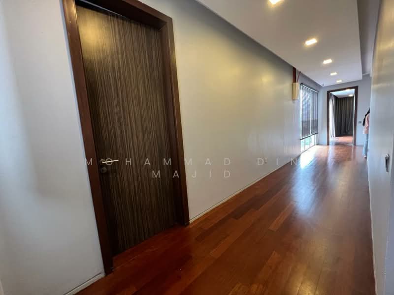 Rumah Banglo untuk Dijual di Seksyen 7 (Shah Alam) - Mohammad Din Majid - Corridor - PropertyGuru.com.my