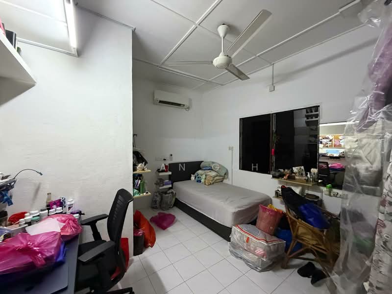 Rumah Teres 1 Tingkat untuk Dijual di Taman Hijau (Jelutong) - Qyan Goh - Bedroom - PropertyGuru.com.my