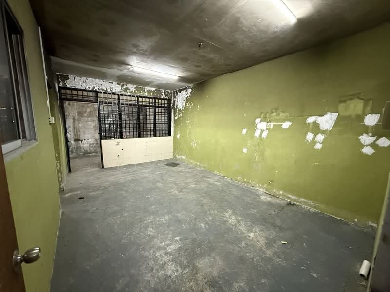 Retail Space for Sale in Masai (Johor) - Ziv Chiam - Interior - PropertyGuru.com.my