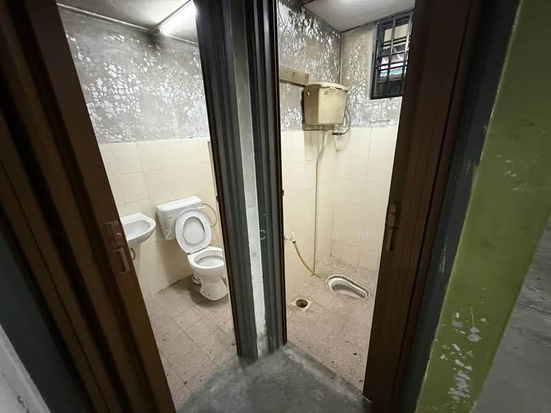 Retail Space for Sale in Masai (Johor) - Ziv Chiam - Bathroom - PropertyGuru.com.my