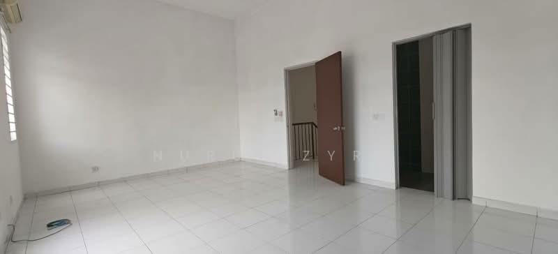 2-storey Terraced House for Sale in Setia Ecohill (Semenyih) - Nurul Zyra - Interior - PropertyGuru.com.my
