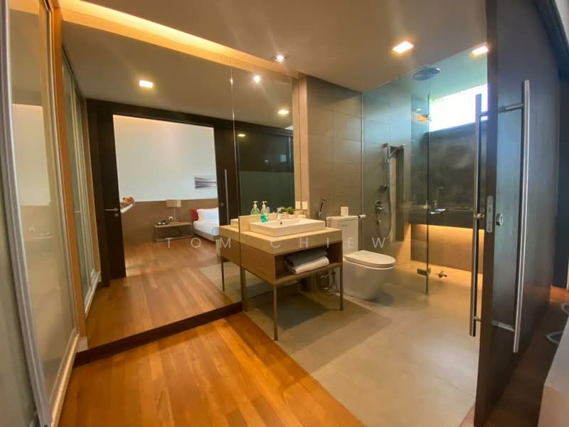 Bungalow for Sale in Leisure Farm (Gelang Patah) - Tom Chiew - Bathroom - PropertyGuru.com.my