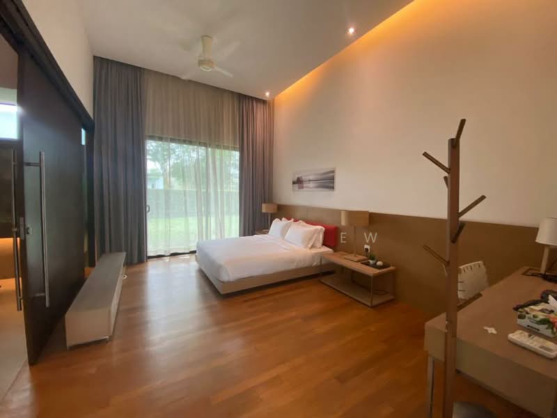 Bungalow for Sale in Leisure Farm (Gelang Patah) - Tom Chiew - Bedroom - PropertyGuru.com.my