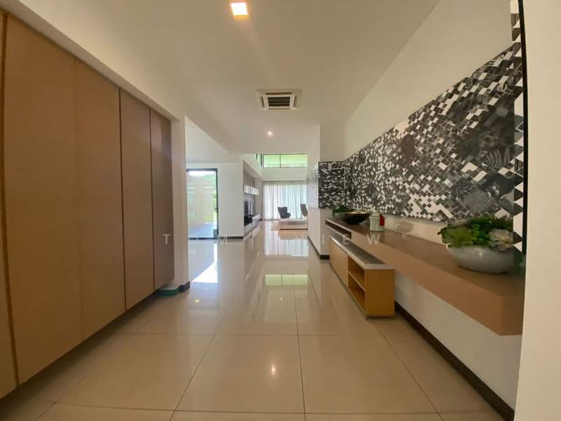 Bungalow for Sale in Leisure Farm (Gelang Patah) - Tom Chiew - Corridor - PropertyGuru.com.my