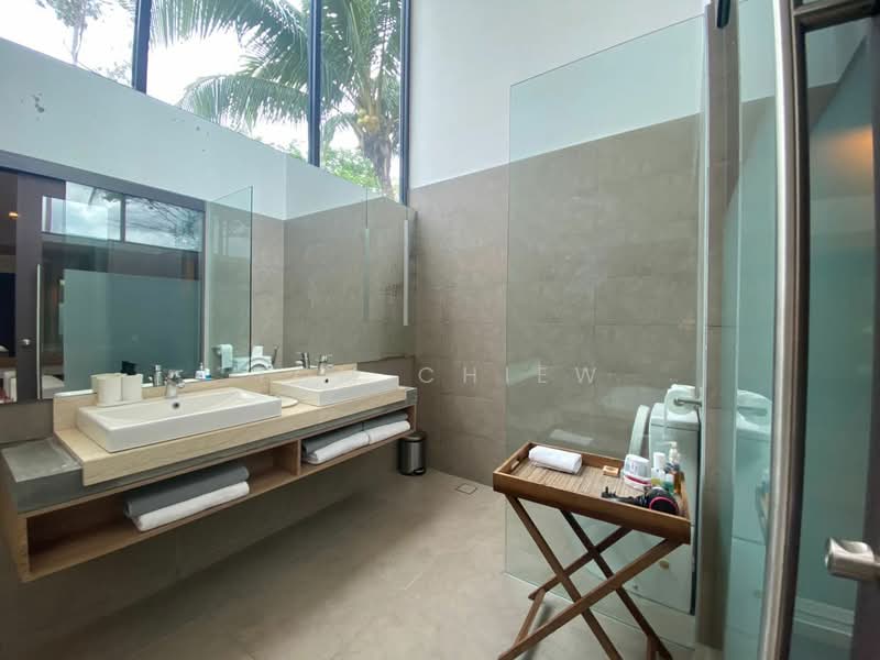 Bungalow for Sale in Leisure Farm (Gelang Patah) - Tom Chiew - Bathroom - PropertyGuru.com.my