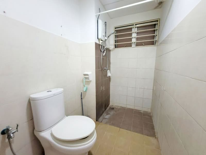 Condominium for Sale at Semarak @ Taman Raintree - Masnizah Arifin - Bathroom - PropertyGuru.com.my
