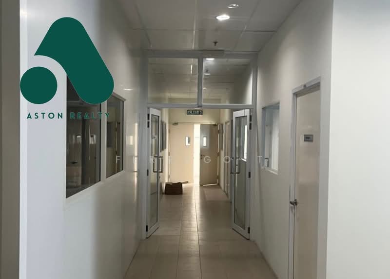 Factory for Rent in Bayan Lepas (Penang) - Ferrago T - Corridor - PropertyGuru.com.my