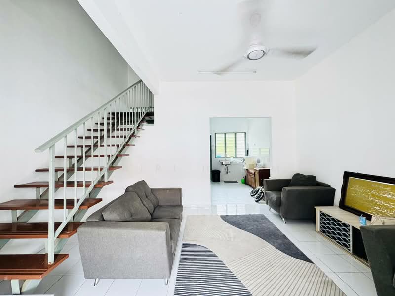 Rumah Teres 2 Tingkat untuk Dijual di Bandar Springhill (Port Dickson) - Hairi Halim - PropertyGuru.com.my