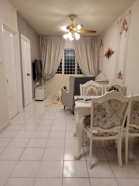 Apartment for Sale at Flora Damansara Apartment - Aliff Iqbal - Living Room - PropertyGuru.com.my